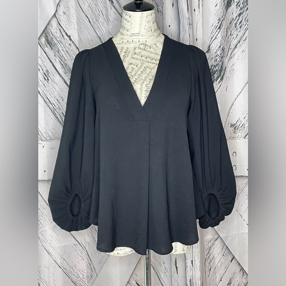 Altar’d State Flowy Balloon Sleeve Black Top Size XS
